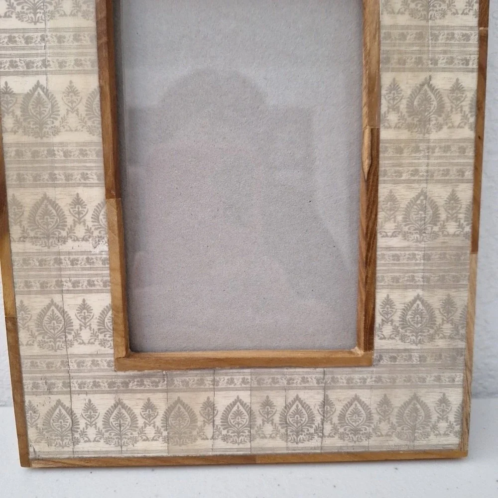 Vintage Ornate Tile Solid Wood Picture Frame 6.5